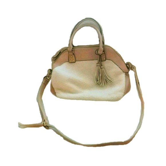 Charming Charlie Handbags - 🇺🇸Charming Charlie Wool Purse